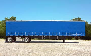 Tautliner Side View with Curtains Closed